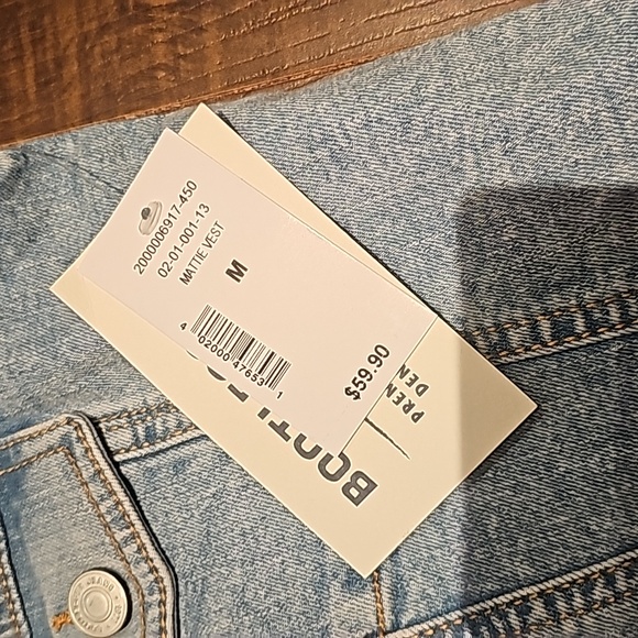 Ladies denim vest - Picture 2 of 2